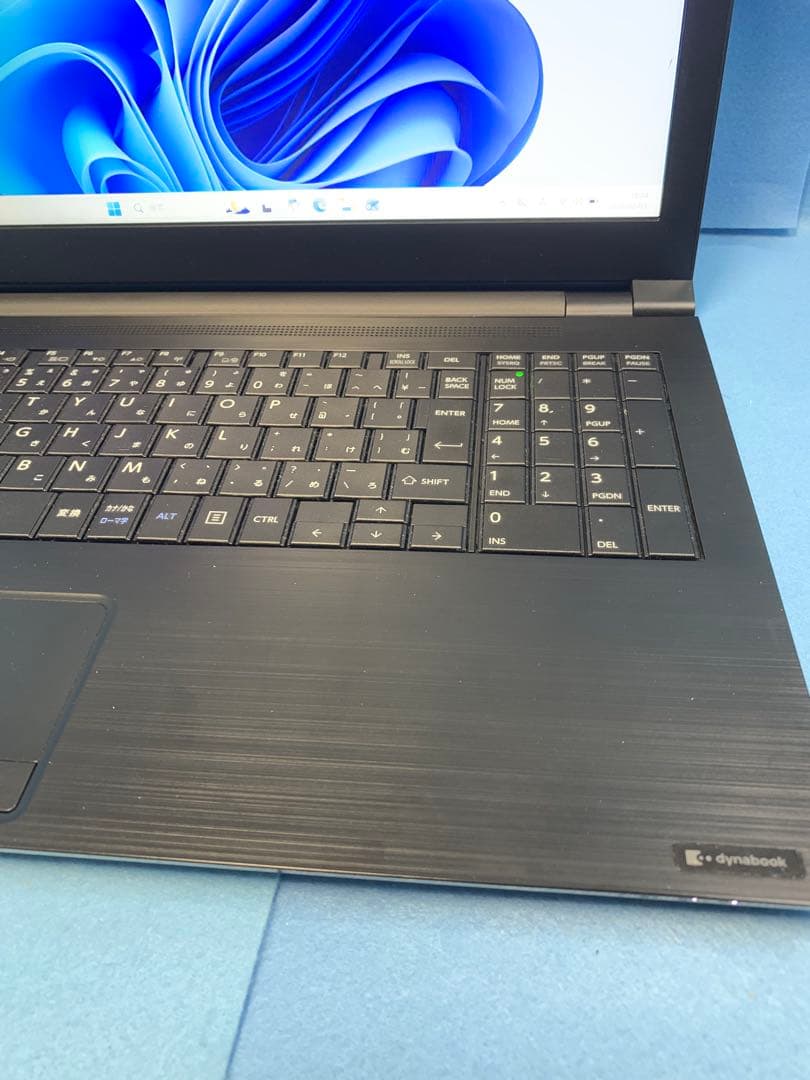 東芝/AZ35/7th i3/Win11/Office/SSD/8GB㉔