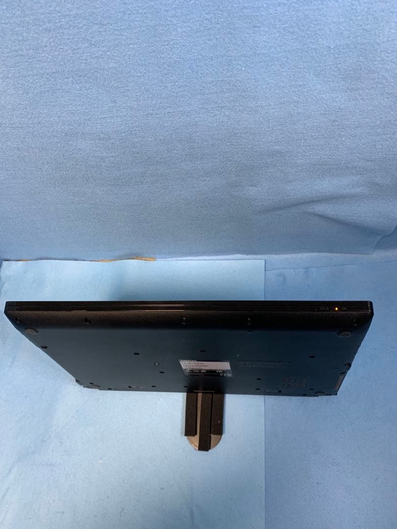 東芝/AZ35/7th i3/Win11/Office/SSD/8GB㉔