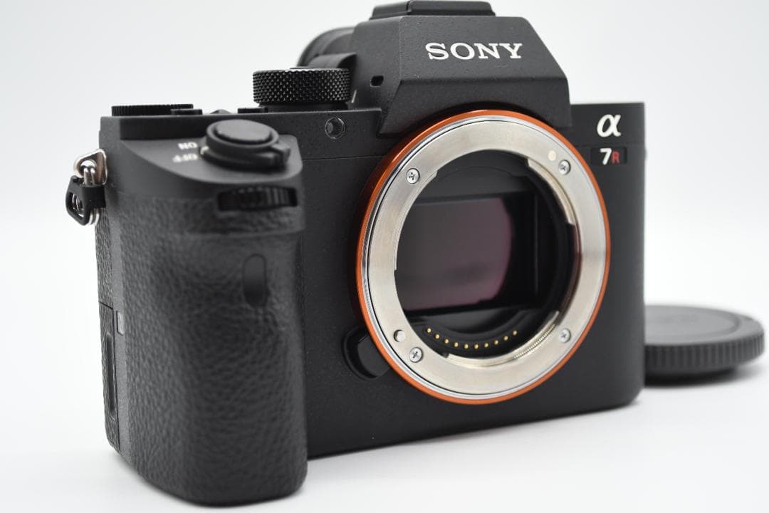 【ほぼ新品】 ソニー α7R II ILCE-7RM2 ボディ ショット数432
