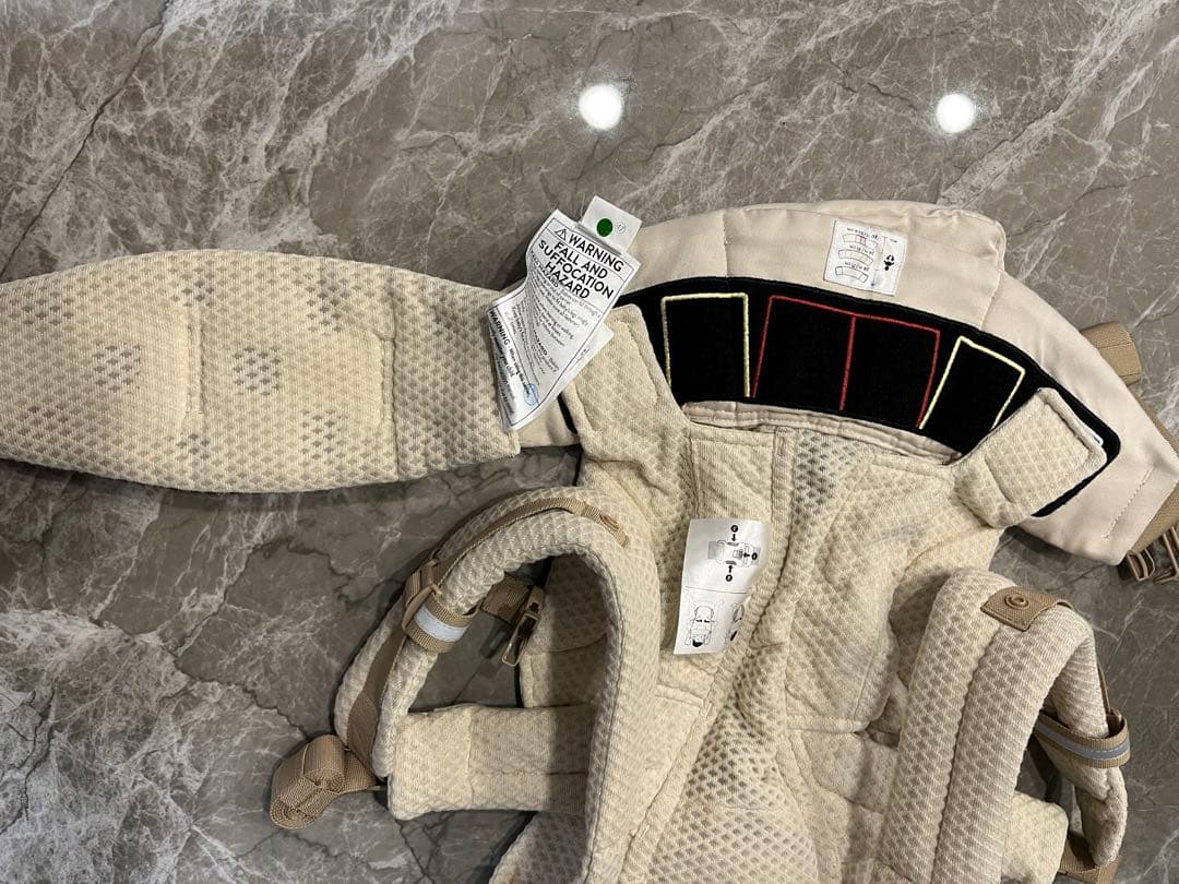 ergobaby OMNI Breeze 抱っこひも　　ケラッタ　抱っこ紐カバー