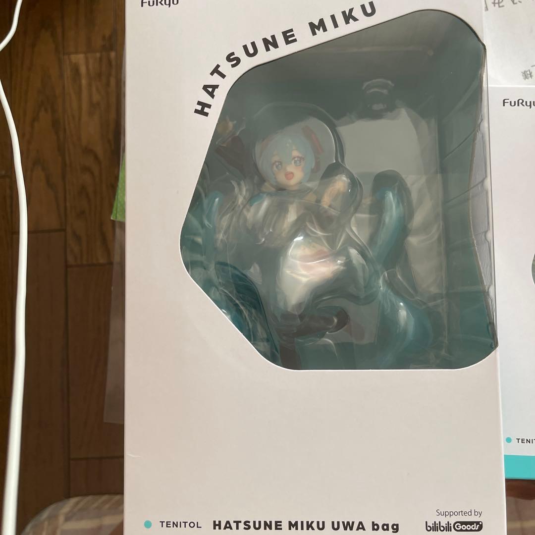 初音ミク UWA ふわふわ可愛い笑顔バッグ フィギュア セット売り
