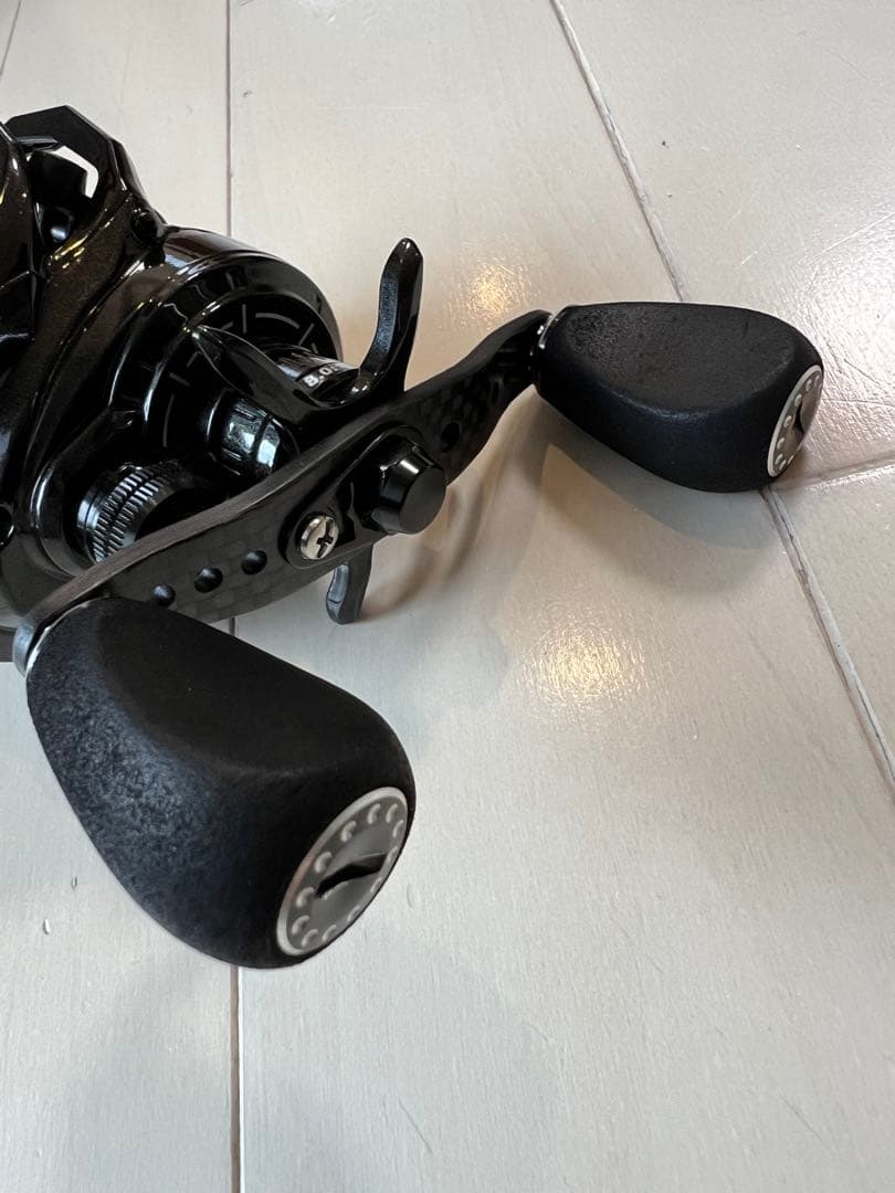 アブガルシア ロキサーニ8 ベイトリール