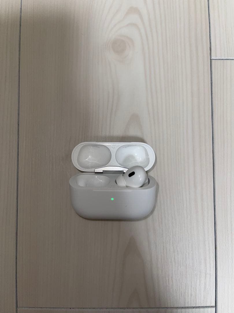 AirPodsprog第2世代 本体+右耳 ホワイト 充電ケース付き