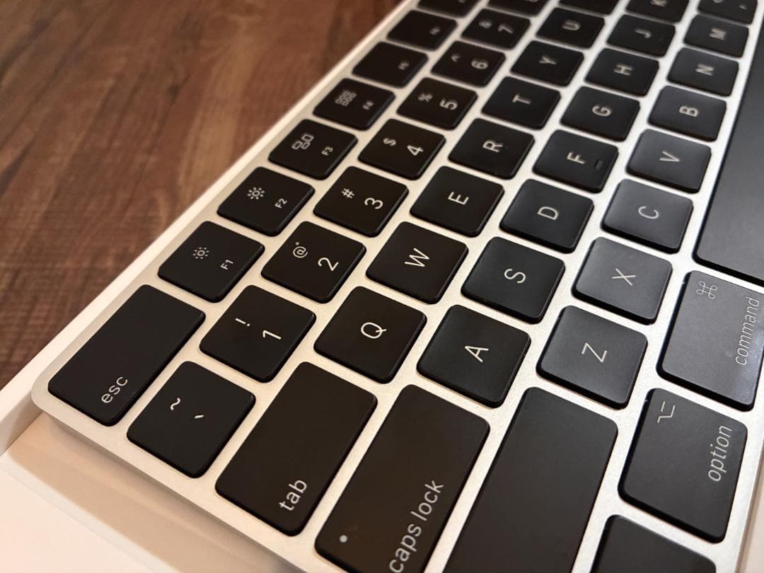 クール！アップルマジックキーボード Apple Magic Keyboard