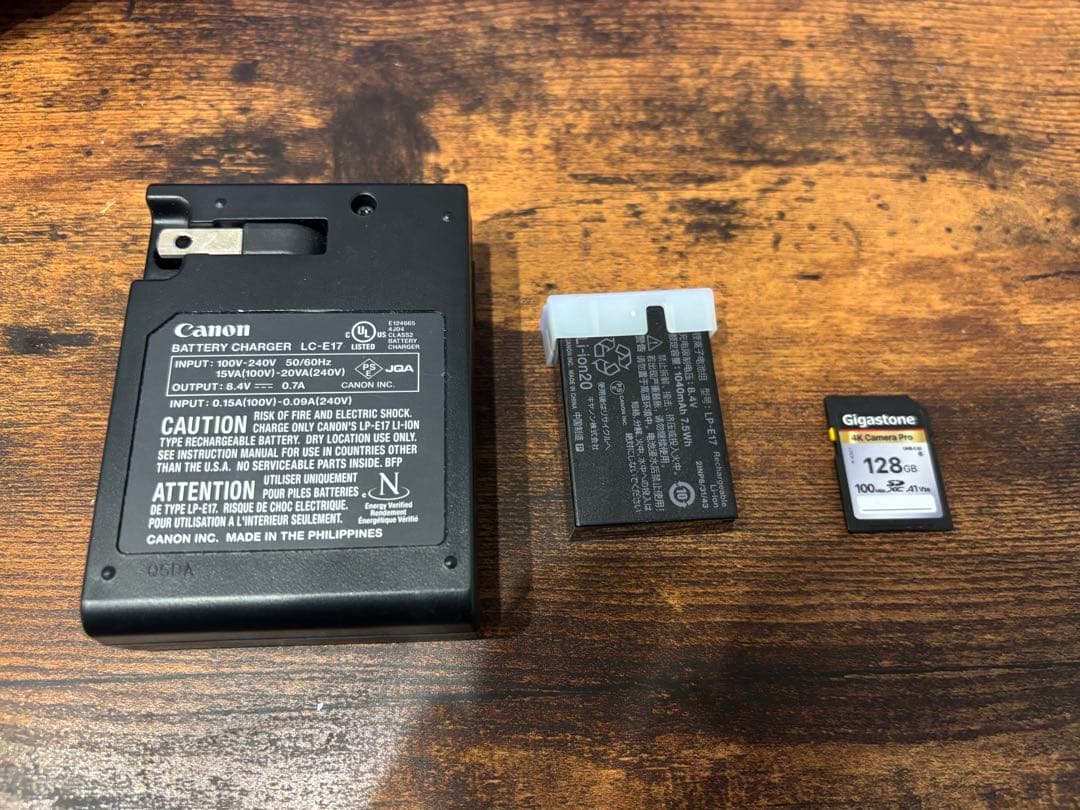 Canon EOS Kiss X10 標準ズームキット ブラック