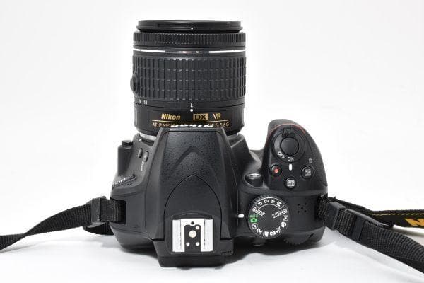 【美品】ニコン Nikon D3400 レンズキット《ショット数2824回》