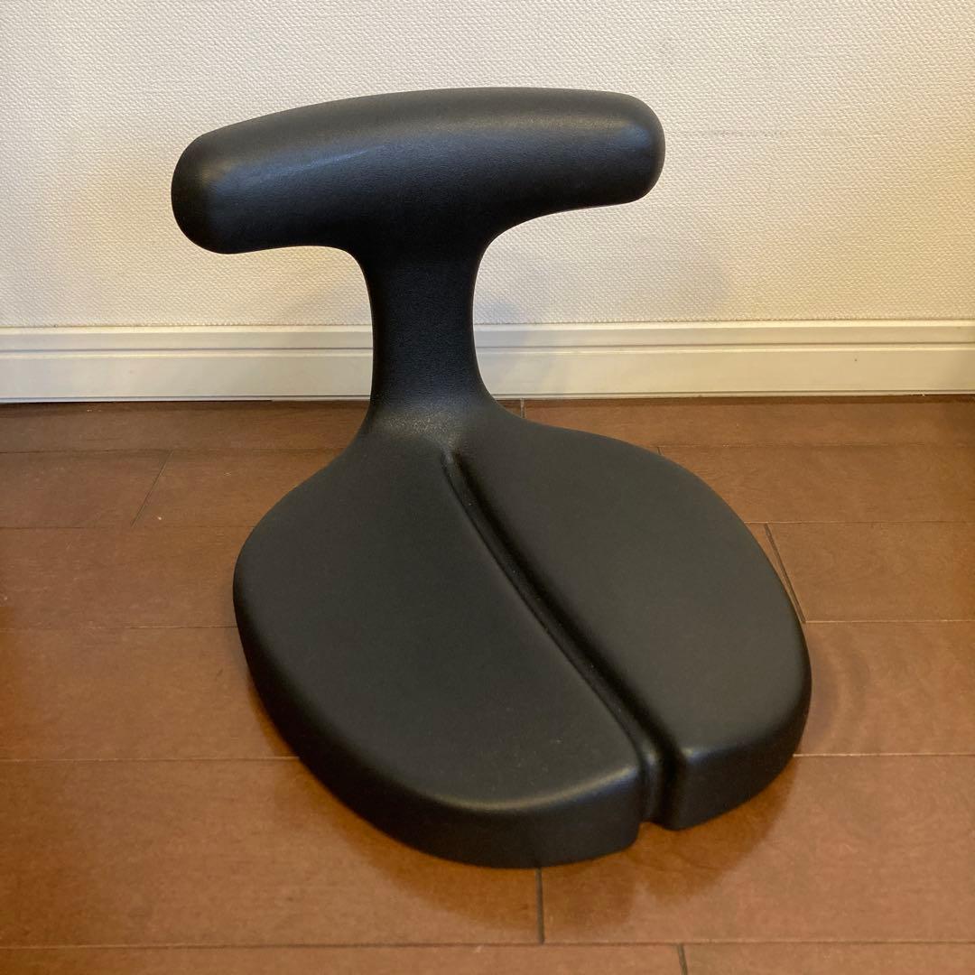 アーユルチェアー　ayur charr 姿勢矯正チェア ブラック