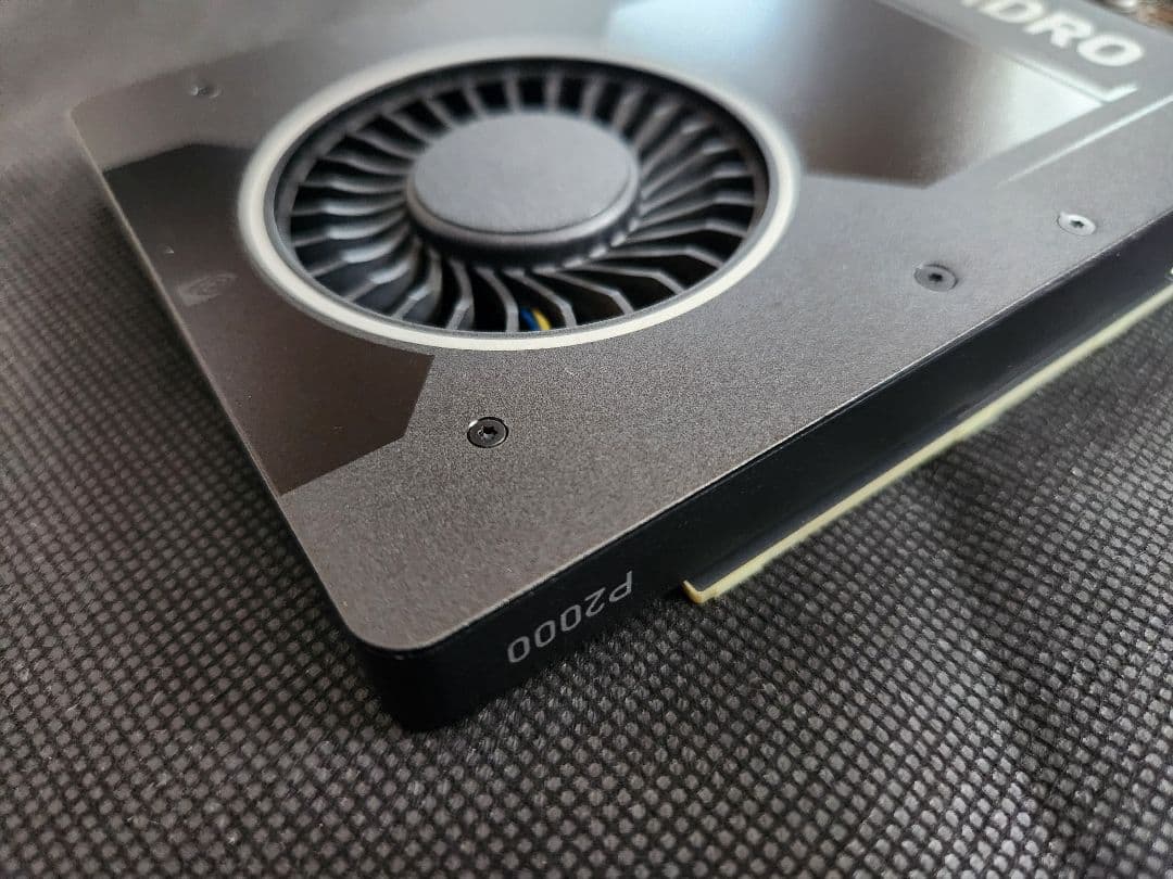 NVIDIA QUADRO P2000 グラフィックボード