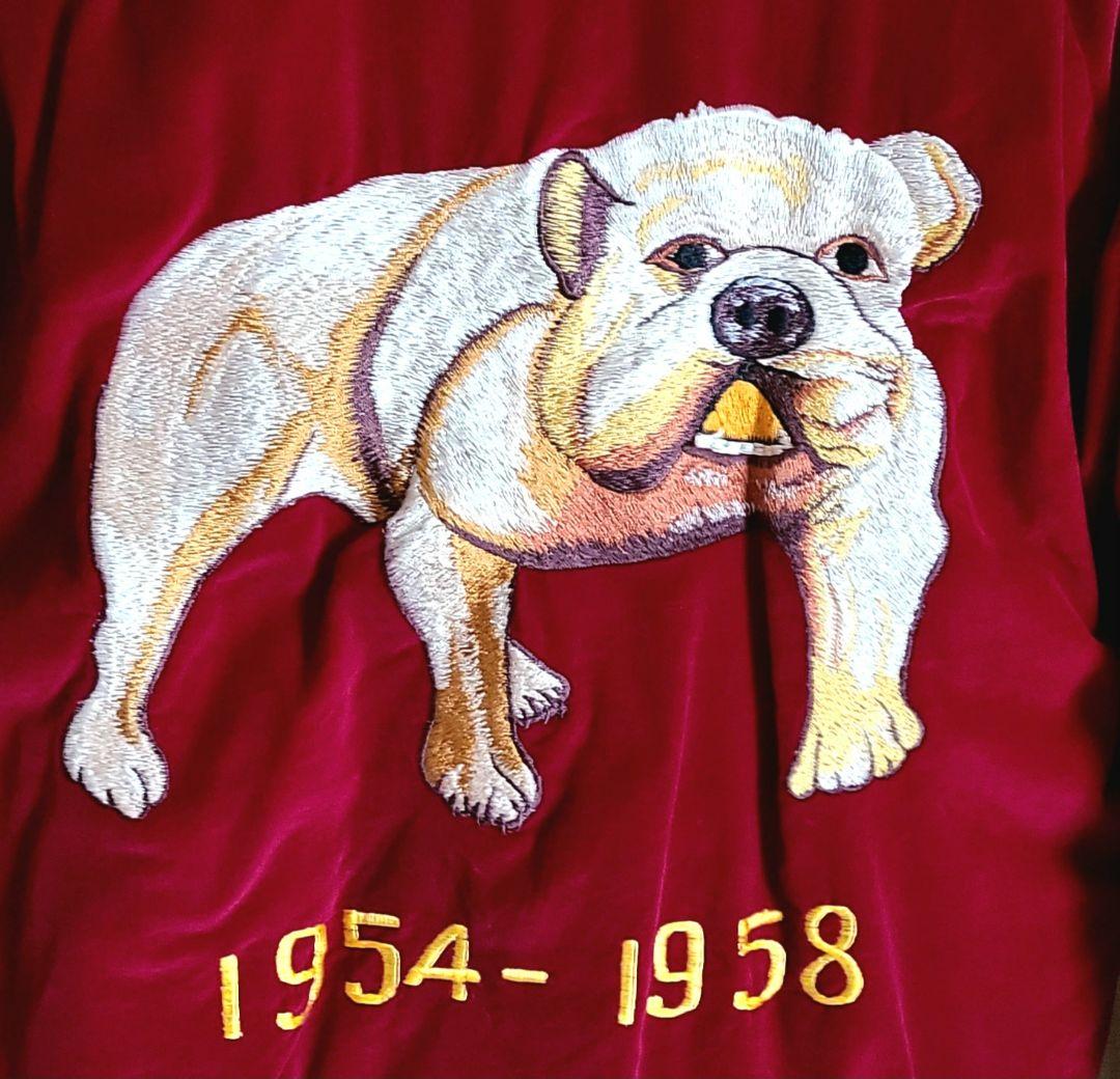 港商　ブルドックスカジャン