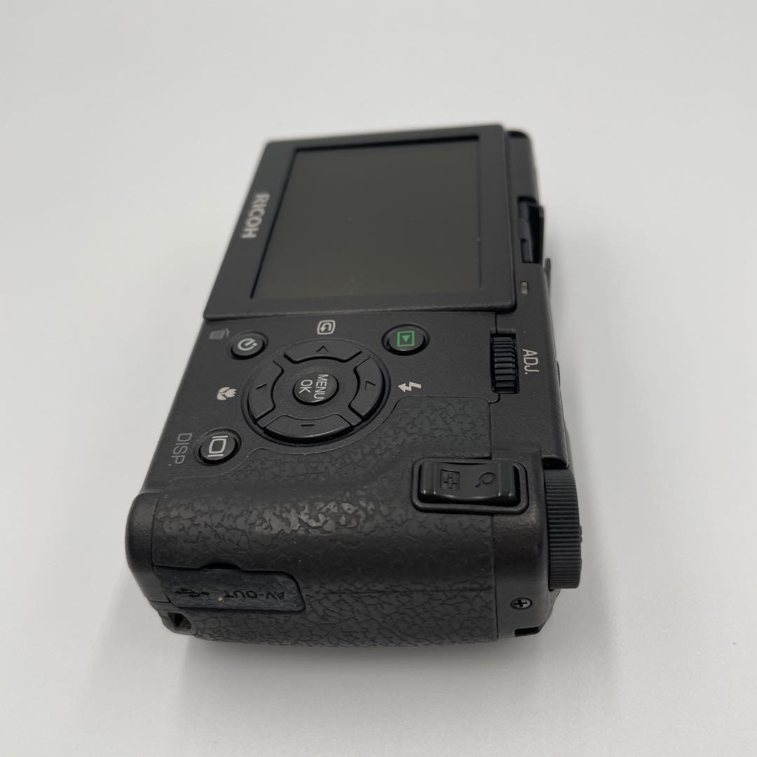 RICOH GR DIGITAL 本体と付属品