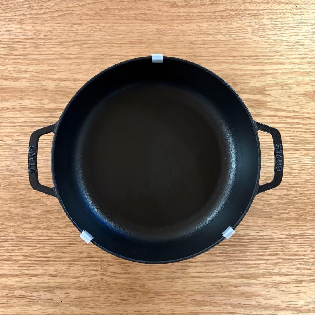 新品 ストウブ ブレイザー・ソテーパン ブラック 28cm