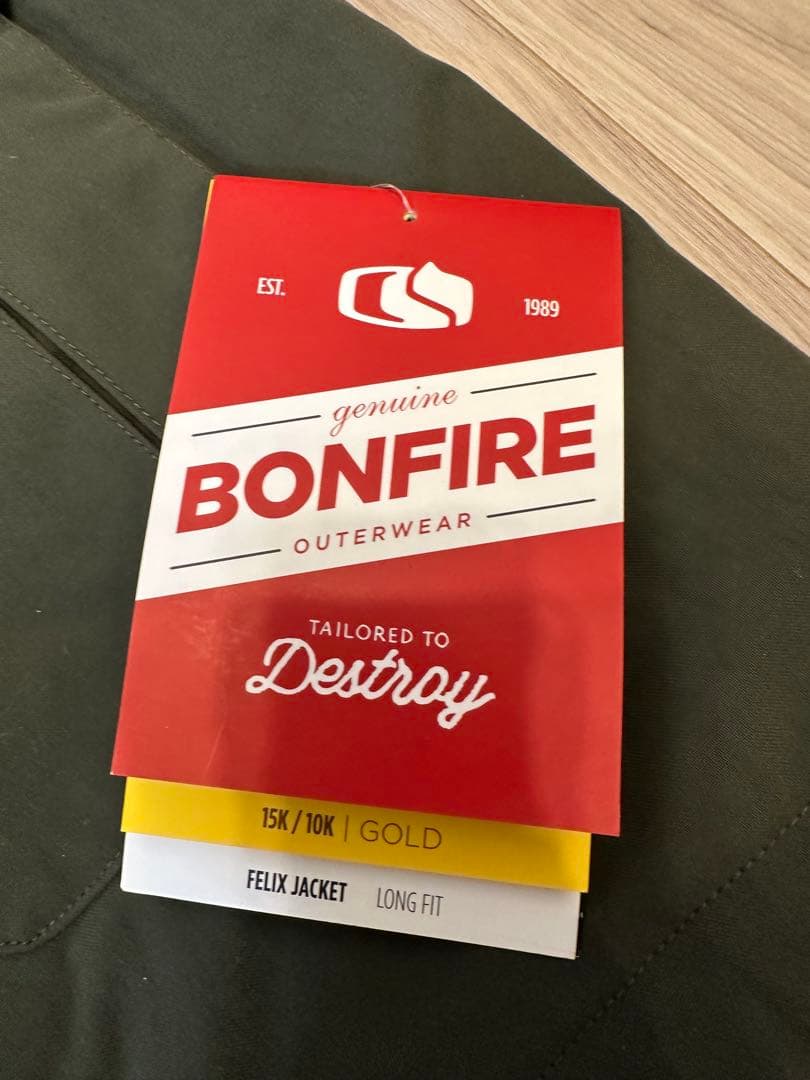 【新品タグ付き】BONFIRE　スノーボードウェア　ジャケット