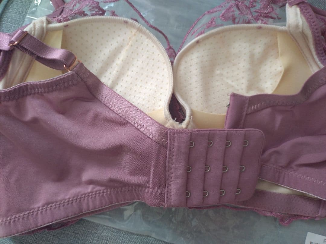【新品未使用】Feliture極ふわブラジャーショーツセット Lサイズ3点セット