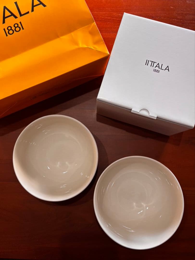 新品未使用  ティーマ ボウル1.65L ホワイト 2個