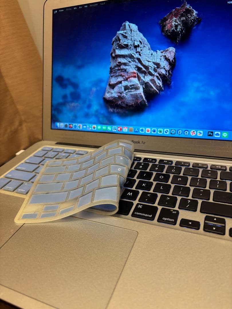 MacBookAir13 Earlyメモり8 SSD 250GB Core i5