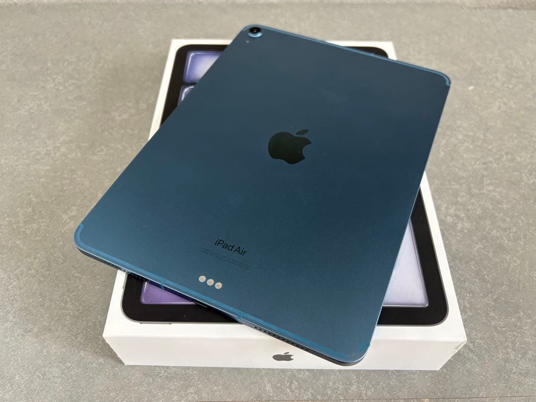 ヒ*ロ様 【即日発送可】iPad Air(第5世代) 64GB