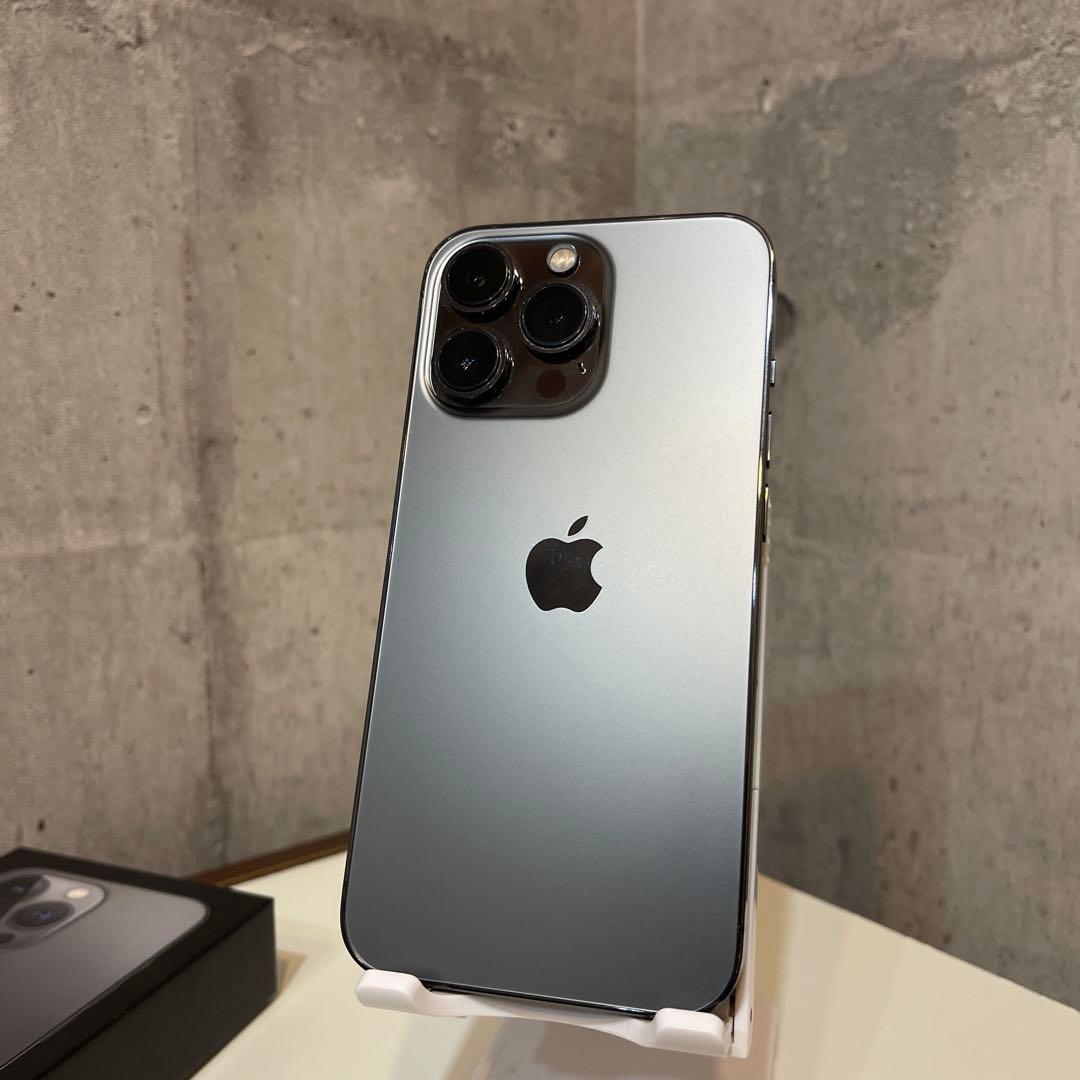 Apple iPhone13pro 256gb グラファイト
