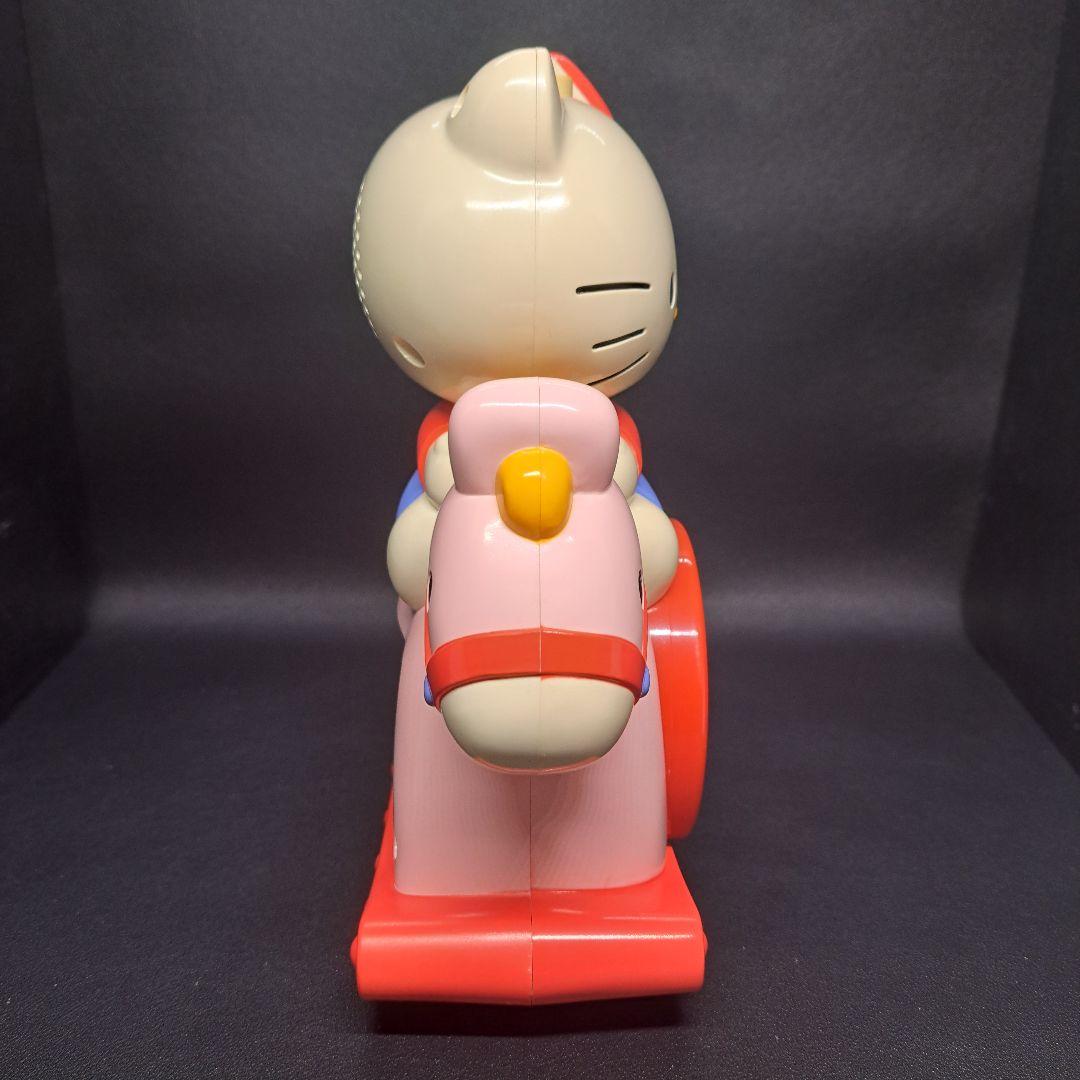 HELLO KITTY　ハローキティ　おしゃべりクロック　木馬　目覚時計　新品