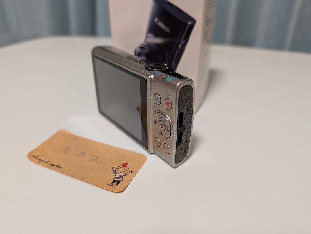 【新品未使用・店頭展示品】 Canon IXY650 シルバー