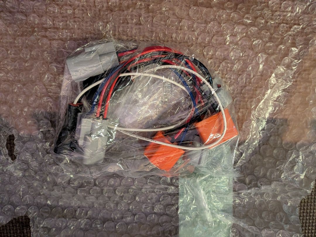 ハイエースヘッドライトセット ブラック 未使用