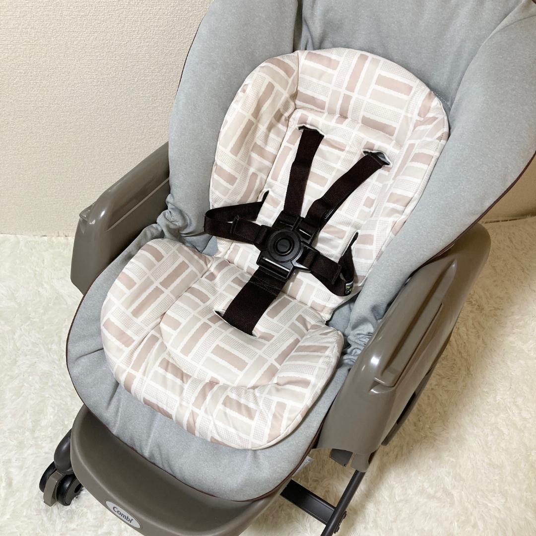 コンビ ネムリラ オートスウィング 電動ハイローチェア　4輪キャスター　グレー