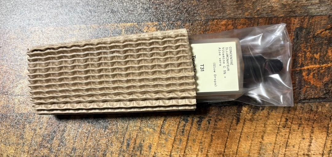 【新品未開封】Typology T31 ティポロジーグロウドロップス(ポーチ付)