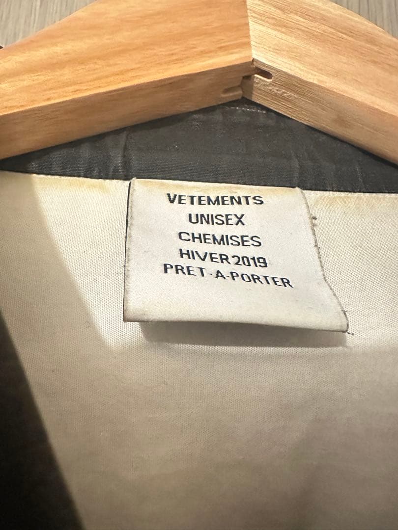 トップス VETEMENTS maririn manson