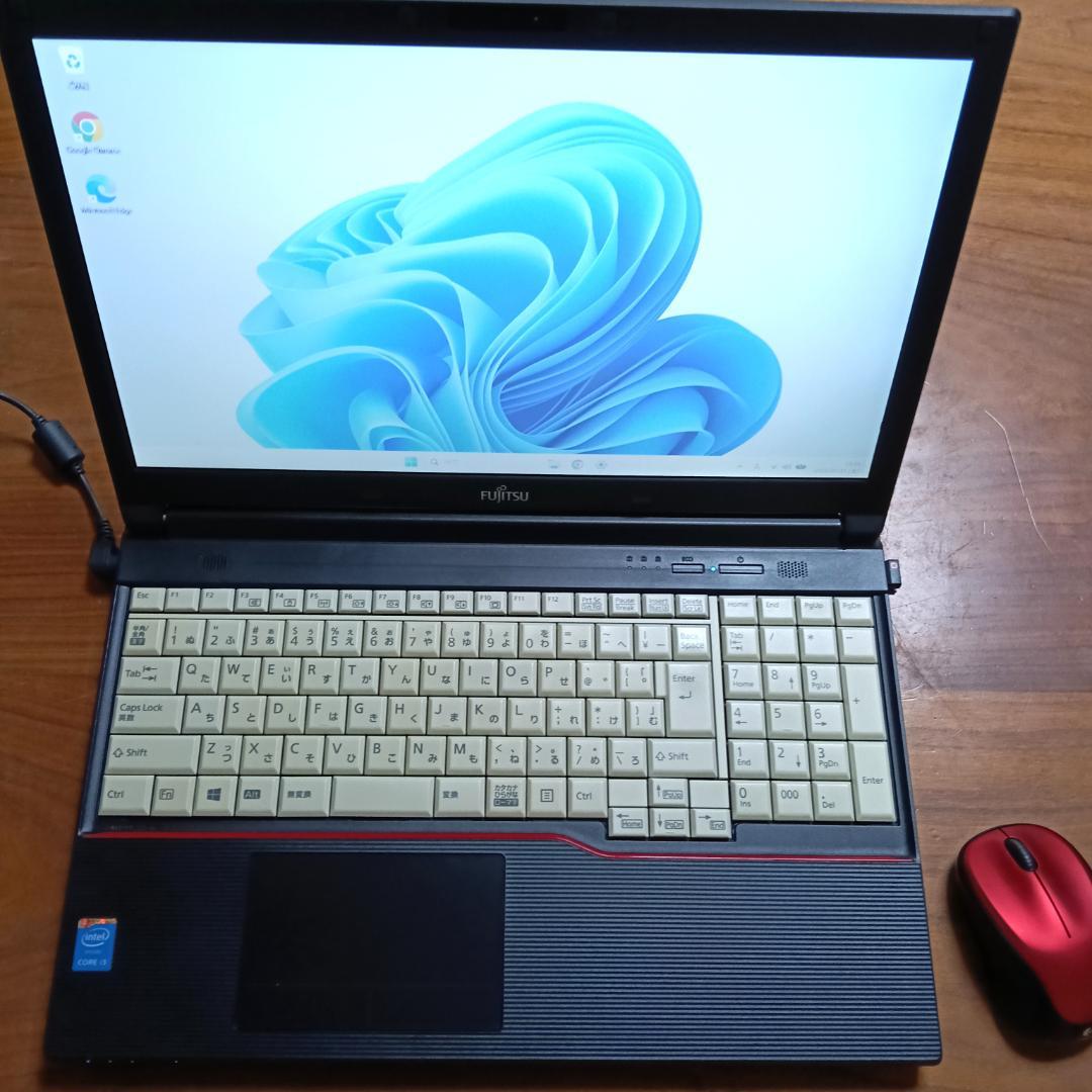 富士通 i3搭載 Win11Pro ノートPC マウス付 SSD 256GB