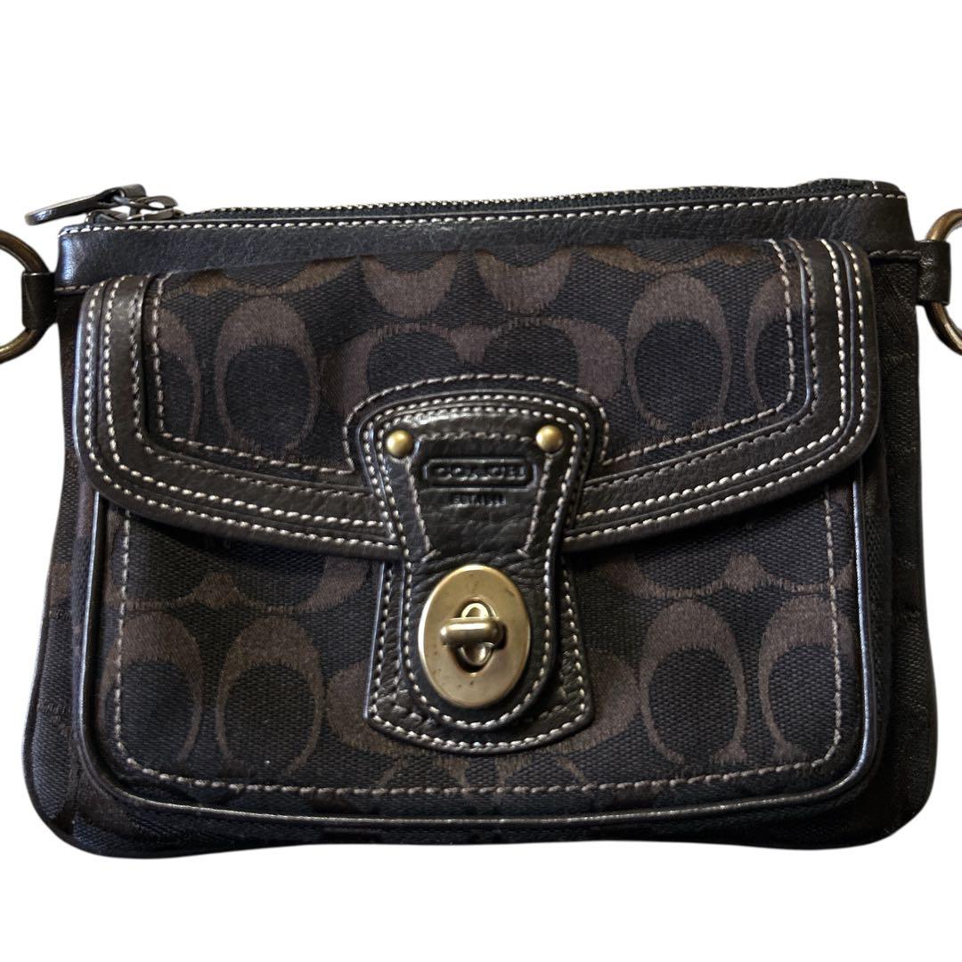 COACH レガシー ターンロック シグネチャー ショルダー ウエストバッグ