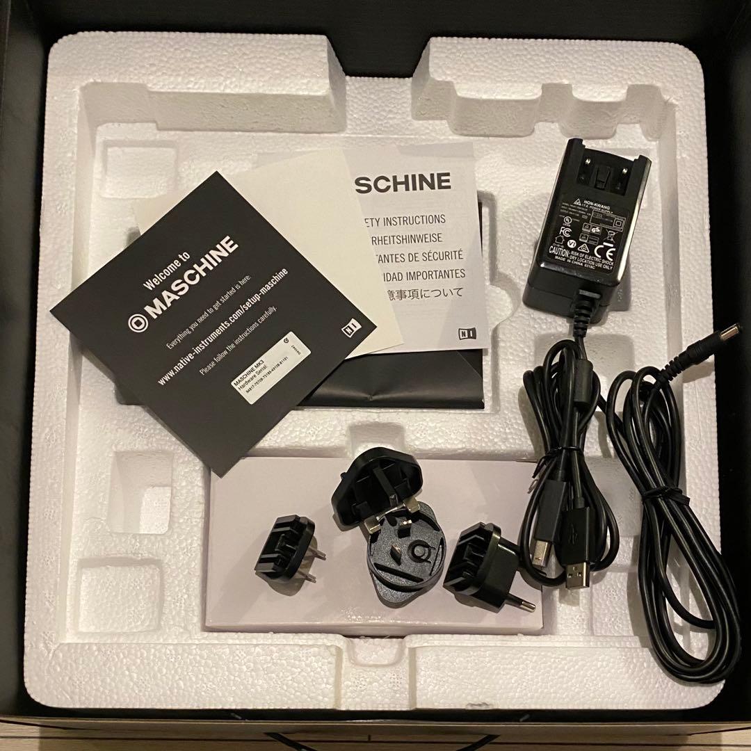 ■MASCHINE MK3 （箱・ケース・ガイドブック・IDあり）