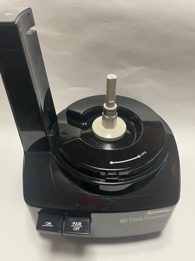 Amway フードプロセッサー 黒色キット付きですがスリーブ付カバーは無しです