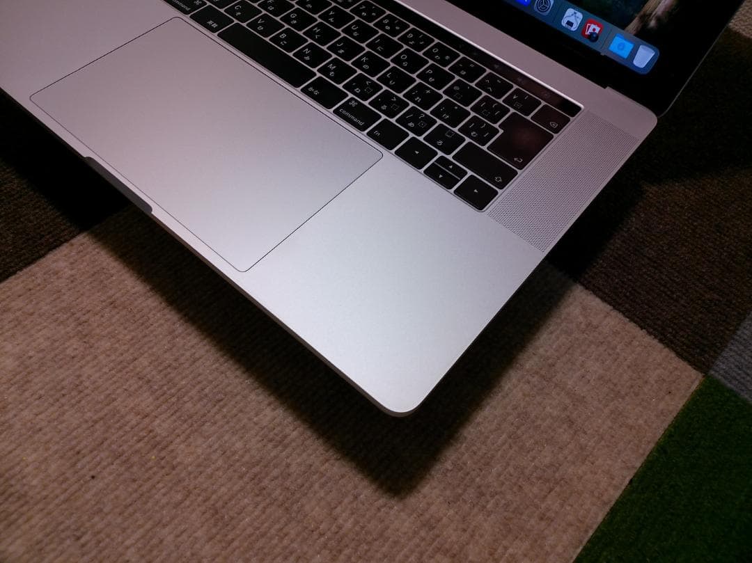 MIEMaMa 　MacBook Pro2018 A1990 15㌅