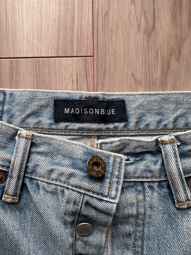 マディソンブルー　サイズ01 ライトブルー　4ボタン