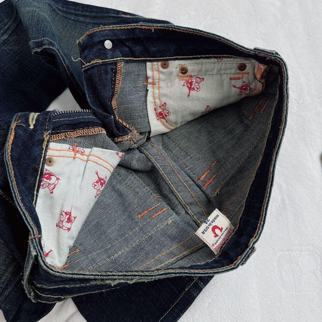 TRUE RELIGION　トゥルーレリジョン　デニム　ダメージ　ブーツカット