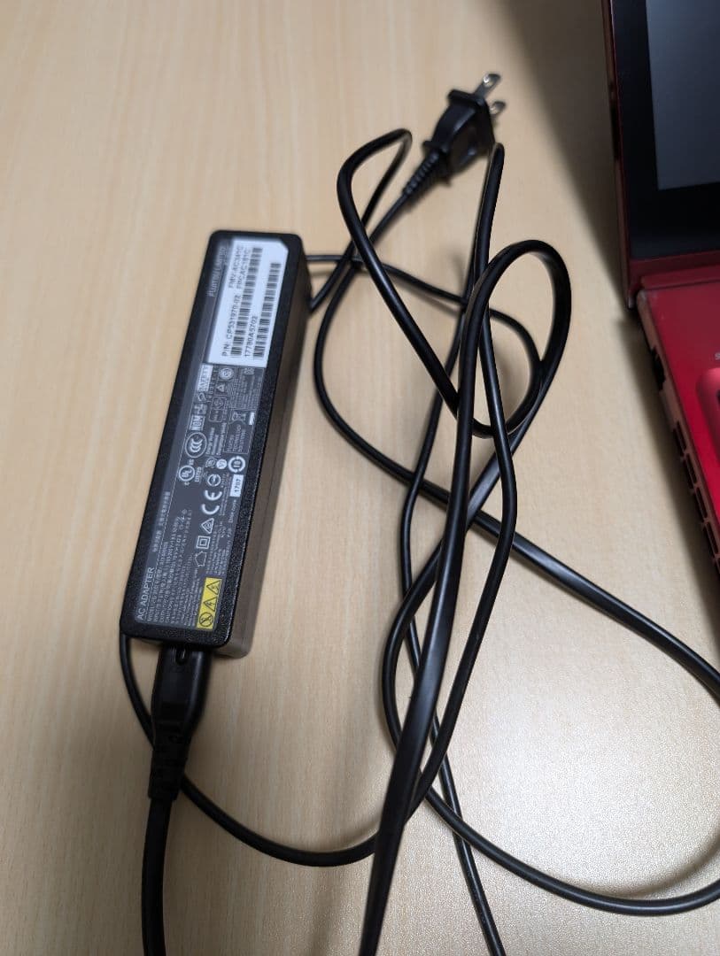 富士通 Lifebook AH77/R 赤