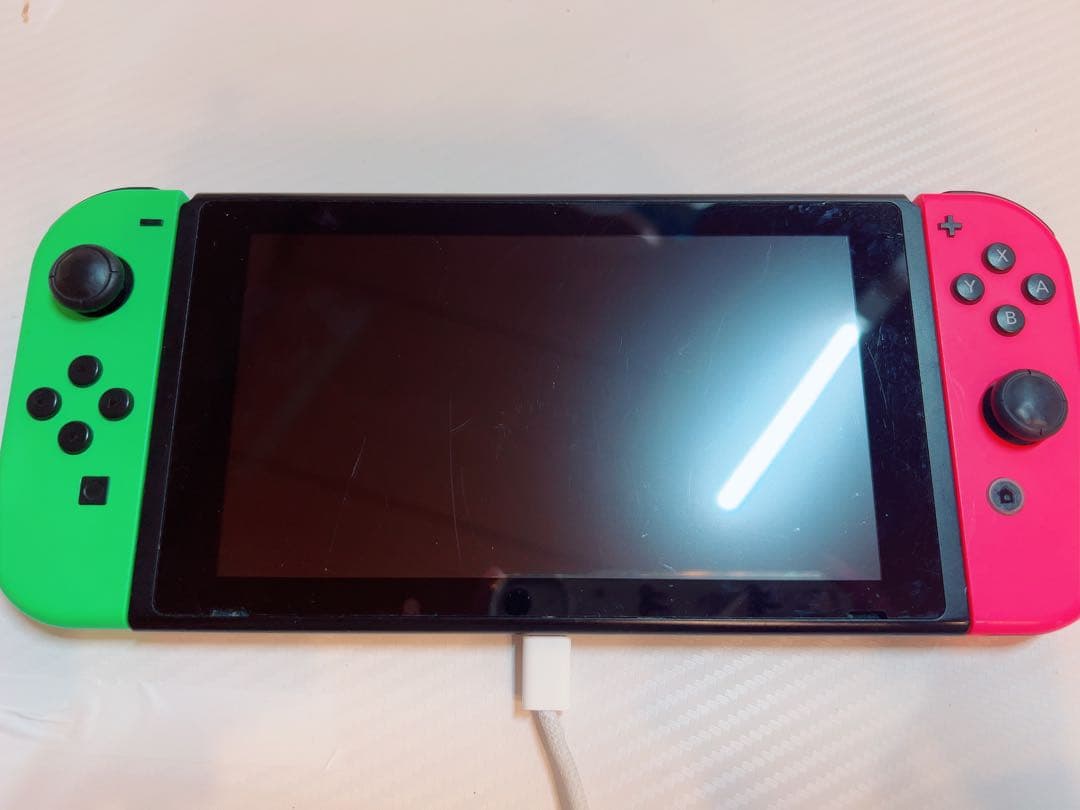 d*3様 Nintendo Switch グリーン/レッド本体