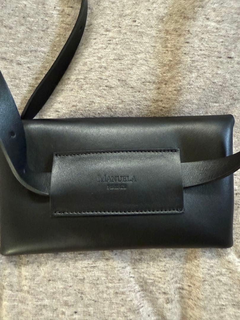 【未使用】MANUELA マヌエラ BELTバッグ　ブラック