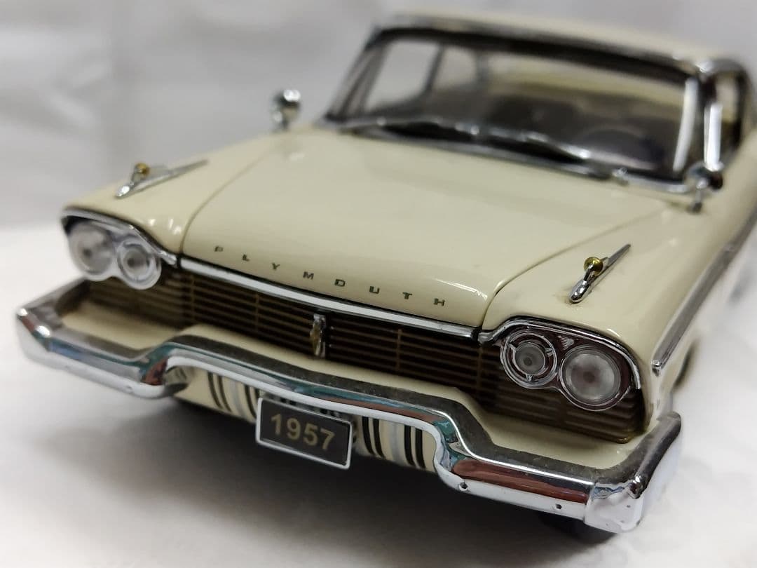 フランクリンミント　1957 1/24 プリムスフューリー　美品