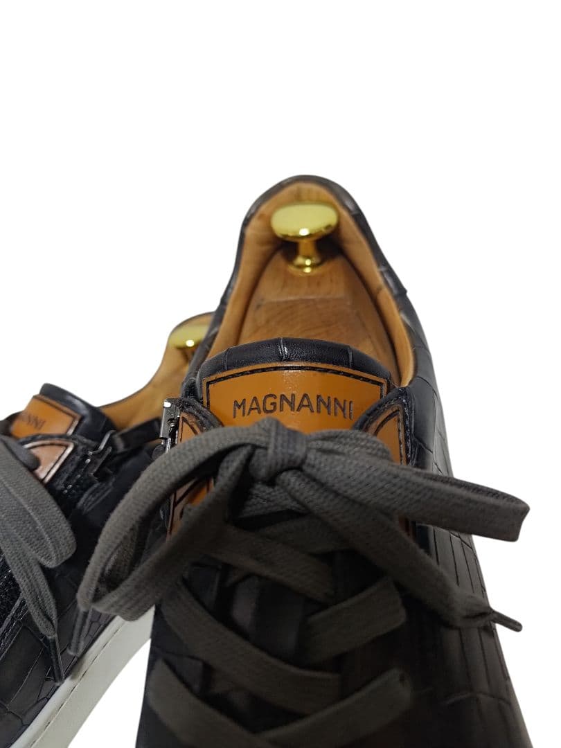 MAGNANNIマグナーニ レザースニーカー サイトジップ スペイン製 EU40