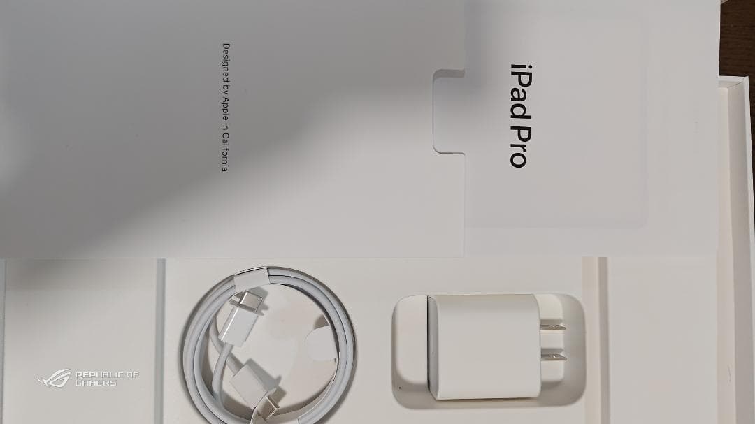 iPad Pro 12.9インチ 第5世代(M1チップ) 256GB