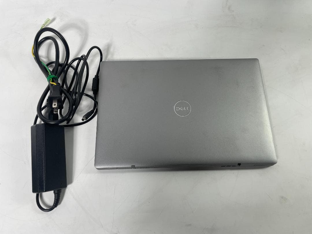 Dell Latitude 3320 11世代-i5/256GB/8GB