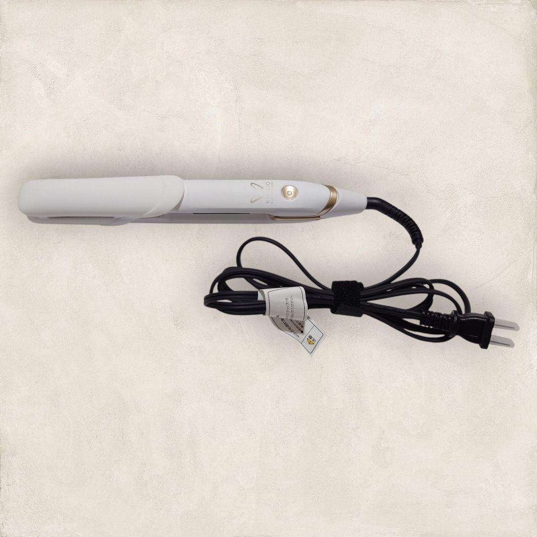 ✨極美品✨ 絹女 海外対応ストレートアイロン キヌージョワールド DS100