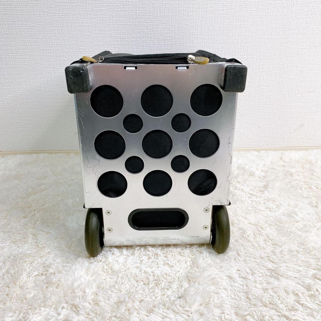 ZUCA PRO ズーカ シルバー 座れるキャリーバッグ　32L 機内持込可