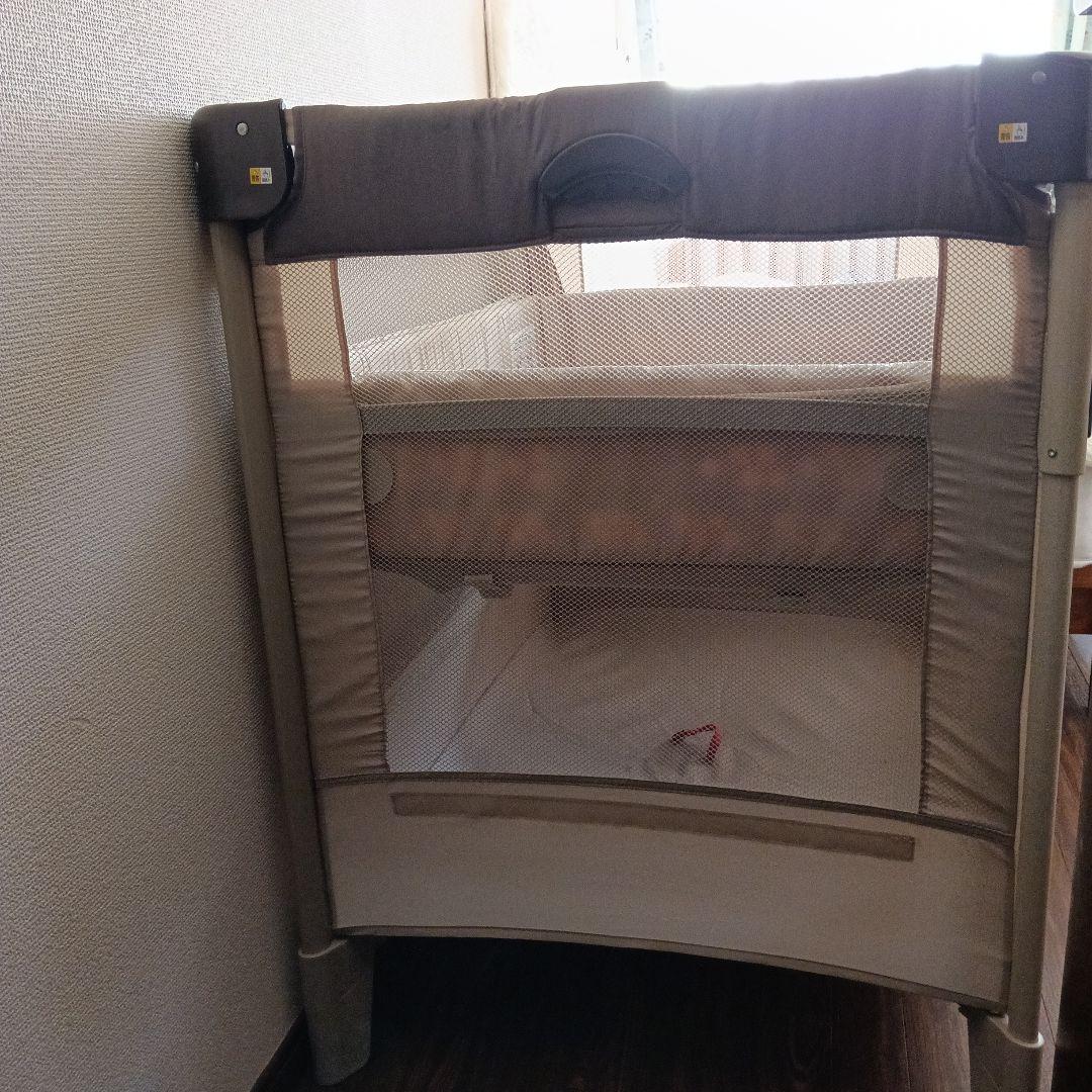 Apricaココネルエアーベビーベッド メッシュ ブラウン・ベージュ66047