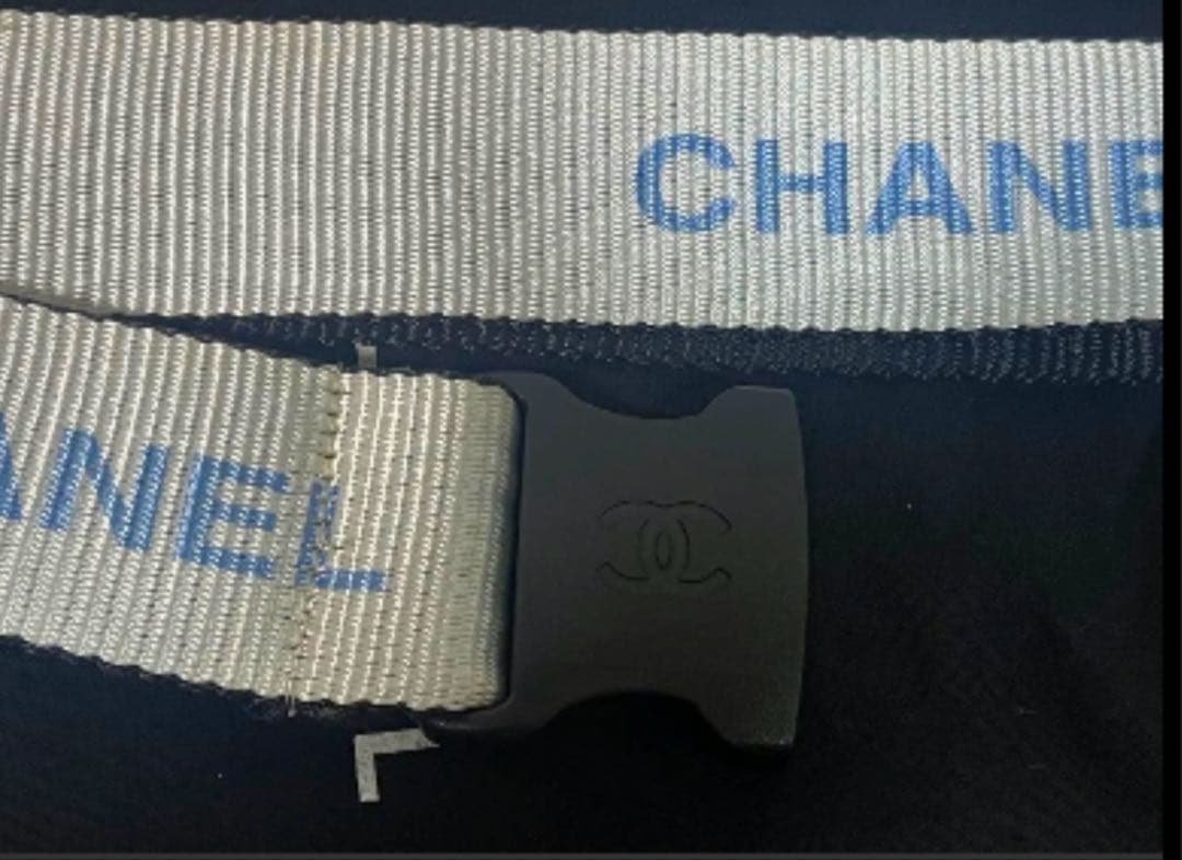 NealCHANEL スポーツライン グレー　ウエストポーチ