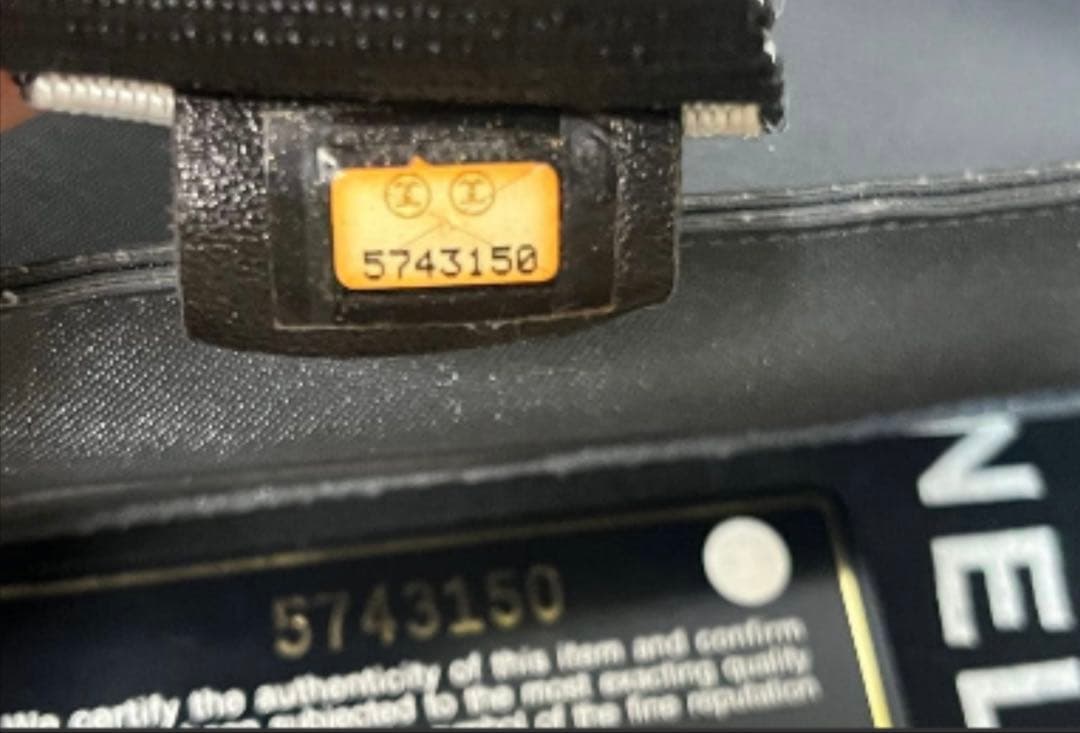 NealCHANEL スポーツライン グレー　ウエストポーチ