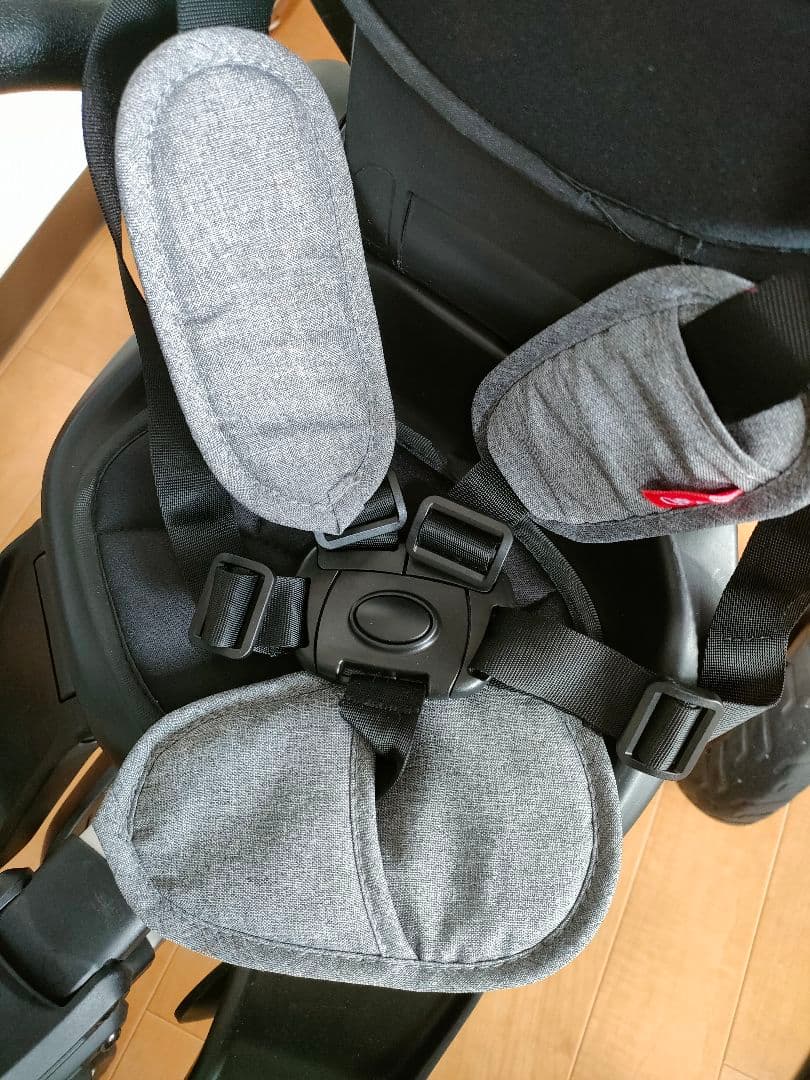 美品 nova Ｑplay 三輪車 手押し 折りたたみ式