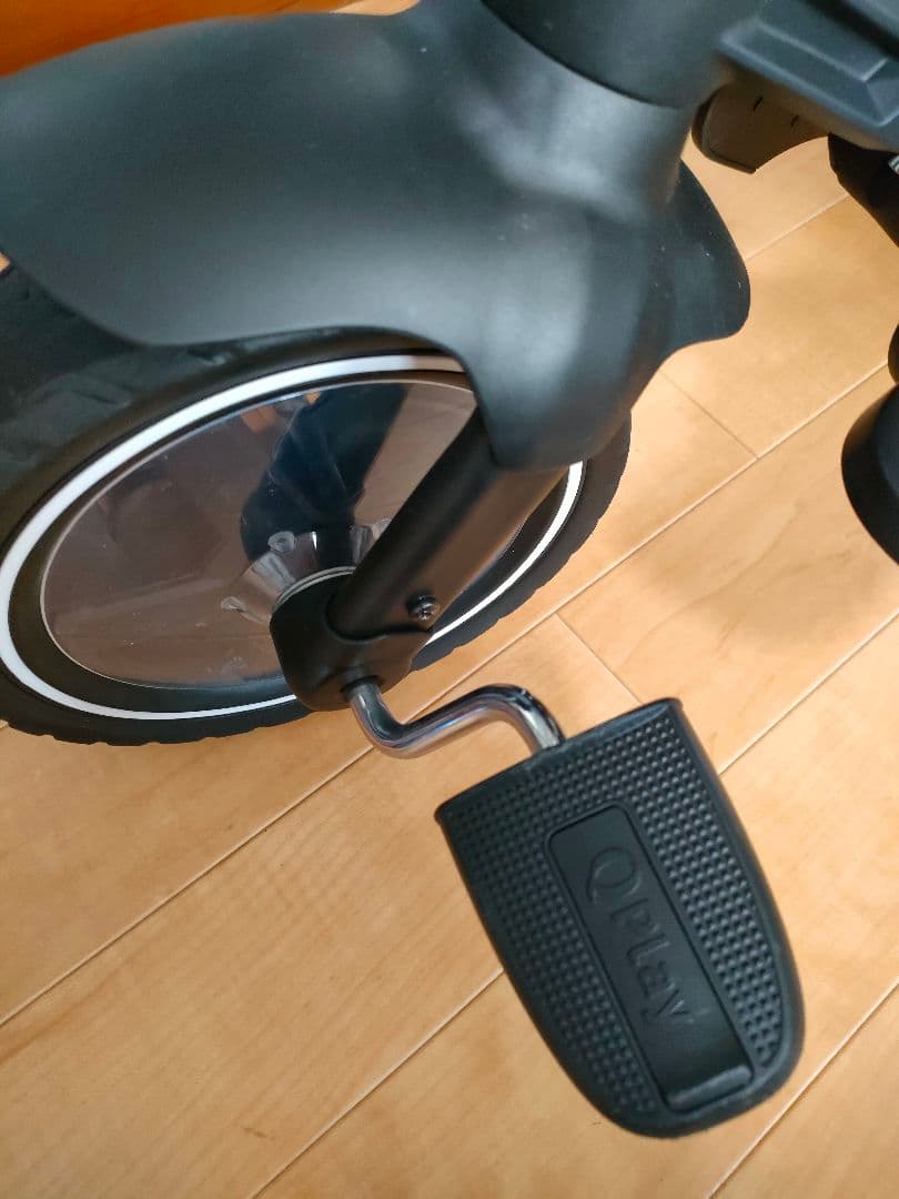 美品 nova Ｑplay 三輪車 手押し 折りたたみ式