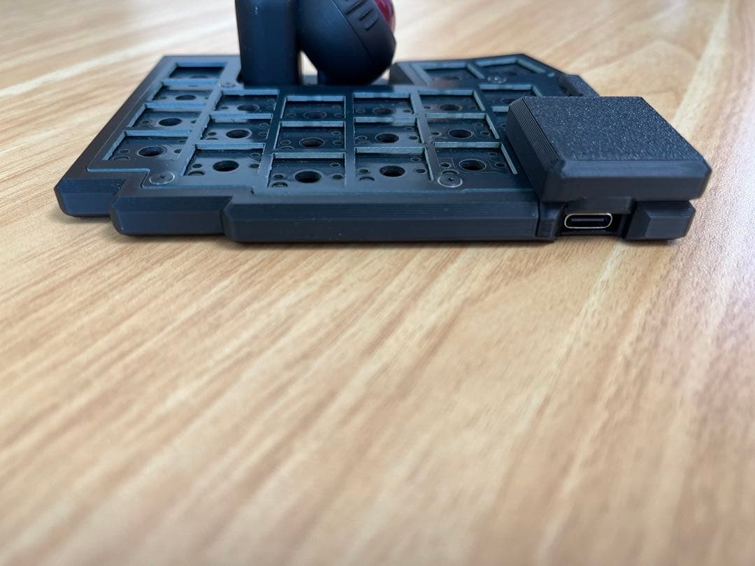 roBaish-μ-R-黒 (無線挙動不安定のためジャンク扱い)