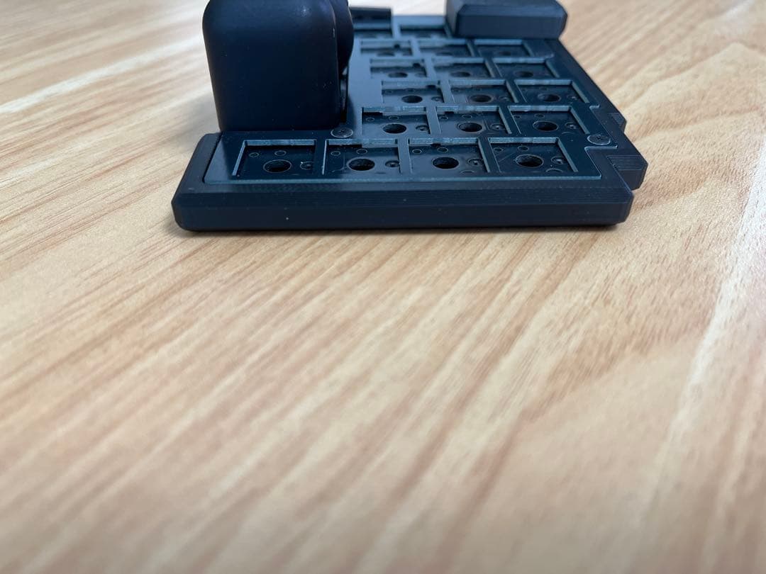 roBaish-μ-R-黒 (無線挙動不安定のためジャンク扱い)